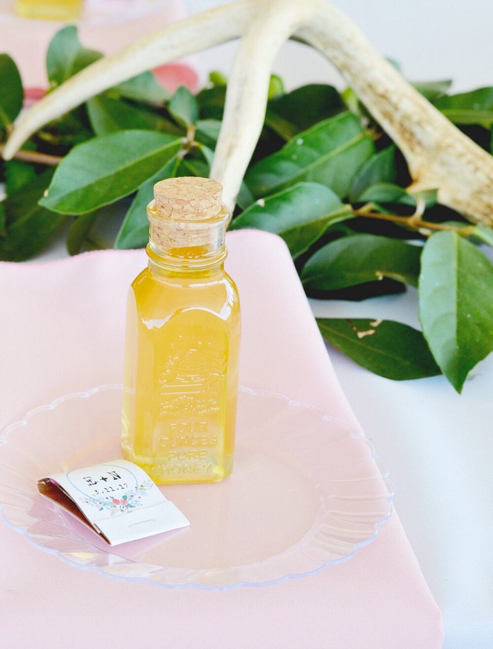 48 Cute Honey Wedding Favors 4Oz. Muth Jar 100% Raw Natural Honey. Customizable Labels, Vintage Bottle From Heritage Bee Farm