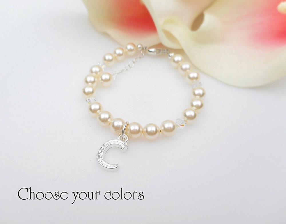 Personalized Crystal Pearl Flower Girl Bracelet Letter Custom Gift Simple
