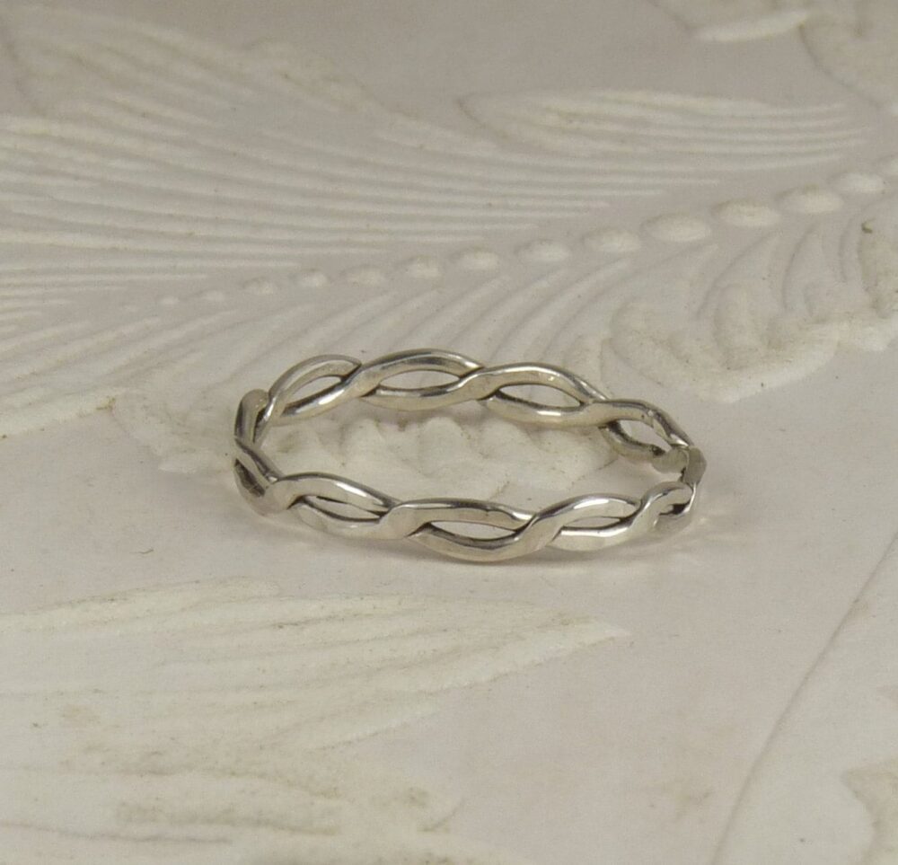 Thumb Ring, Weave Ring, Sterling Silver, Midi Ring, Hammered Band Ring