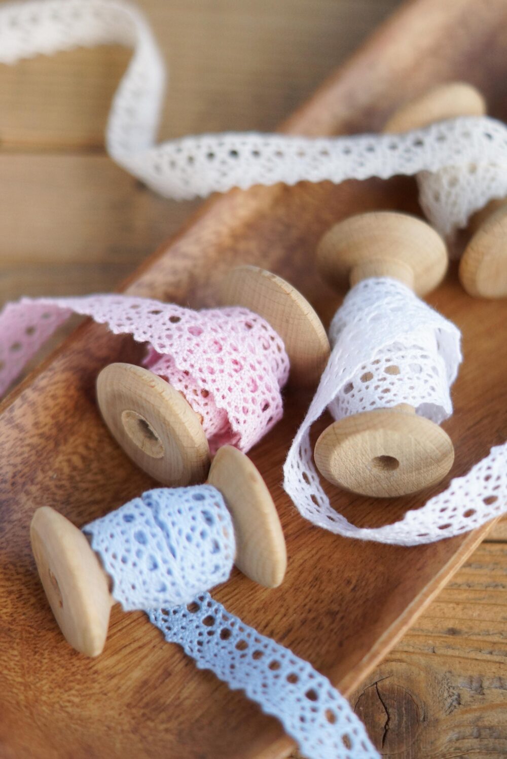 Colored Cotton Lace Trim By The Yard, 0.55" | 1.4 cm Wide Trims For Sewing Bags, Placemats, Wedding Gifts - 1.09 Yards | 1 M