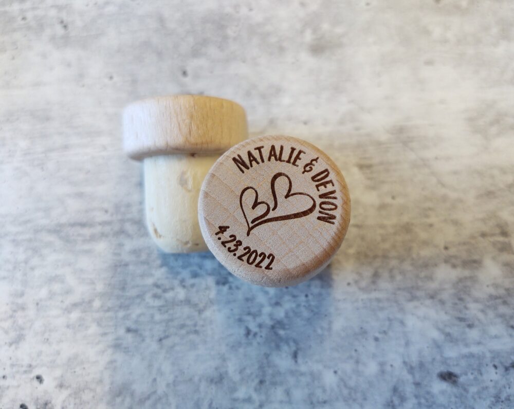 Personalized Wedding Wine Cork Favors With Hearts, Engraved Favor, Gift, Customized Stopper Gifts