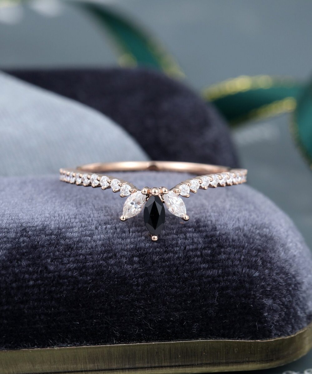 Marquise Cut Black Onyx Wedding Band Women Unique Solid Rose Gold Bridal Ring Vintage Curved Stacking Matching Wedding Promise Gift