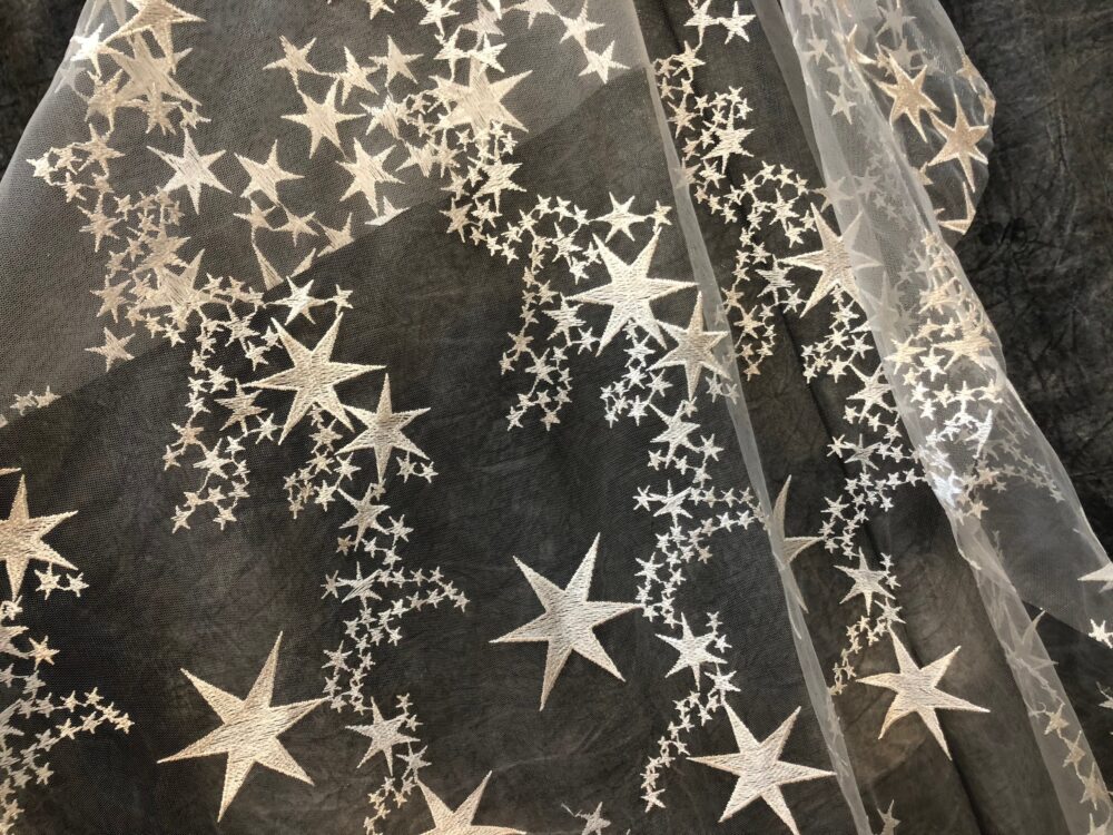 star Embroidered Wedding Veil Glitter Tulle Bridal Veil With Comb