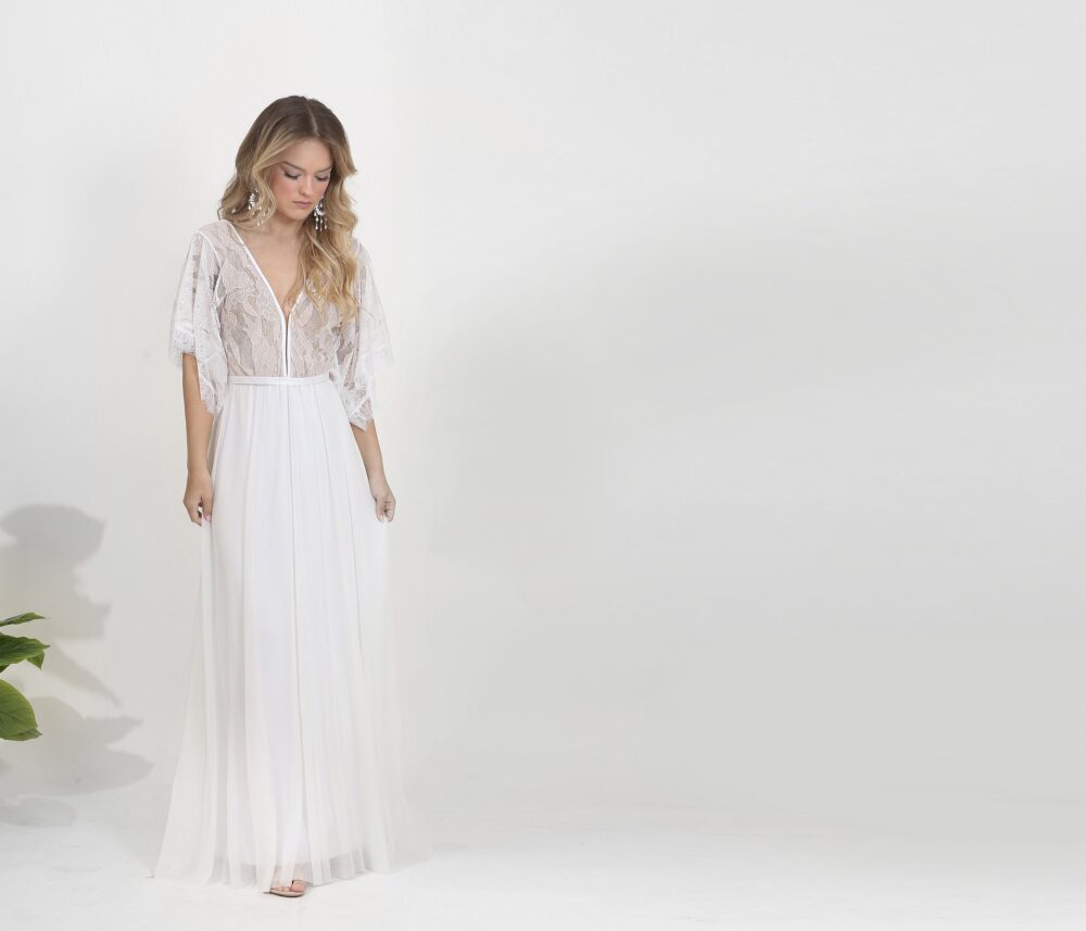 Delicate Lace Kimono Sleeves Boho Wedding Dress, Low Back Boho Bride, Beach Wedding, Garden Bohemian Dress