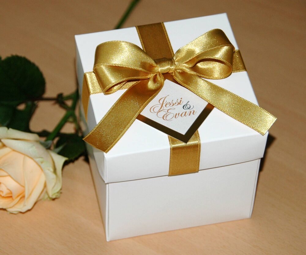 Gold Wedding Favor Boxes With Satin Ribbon, Bow & Tag, Weddings Favors Box Names, Personalized Favors Box, Wedding