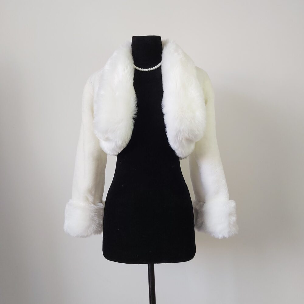 Ivory Wedding Shawl Jacket Winter Women Bridal Shawls Long Sleeve Faux Fur Wrap Jackets Stole Shrug Bolero Accessories
