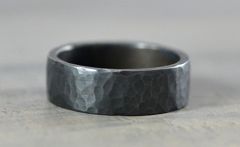 Hammered Mens Wedding Band Ring in Sterling Silver, 7mm Silver Ring, Textured & Oxidized For Men - Handmade