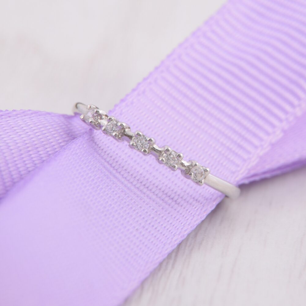 Delicate Silver Wedding Band, Small Womens Minimalist Band For Her, Simple Ring, Ring