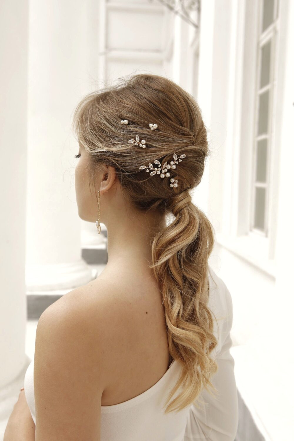 Pearl Wedding Hair Pins With Zirconia Cubes - Set Of 5