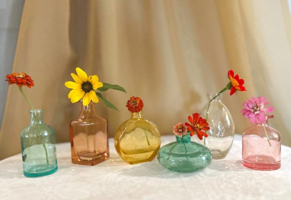 Colorful Glass Bud Vase Vintage Style Table Centerpiece