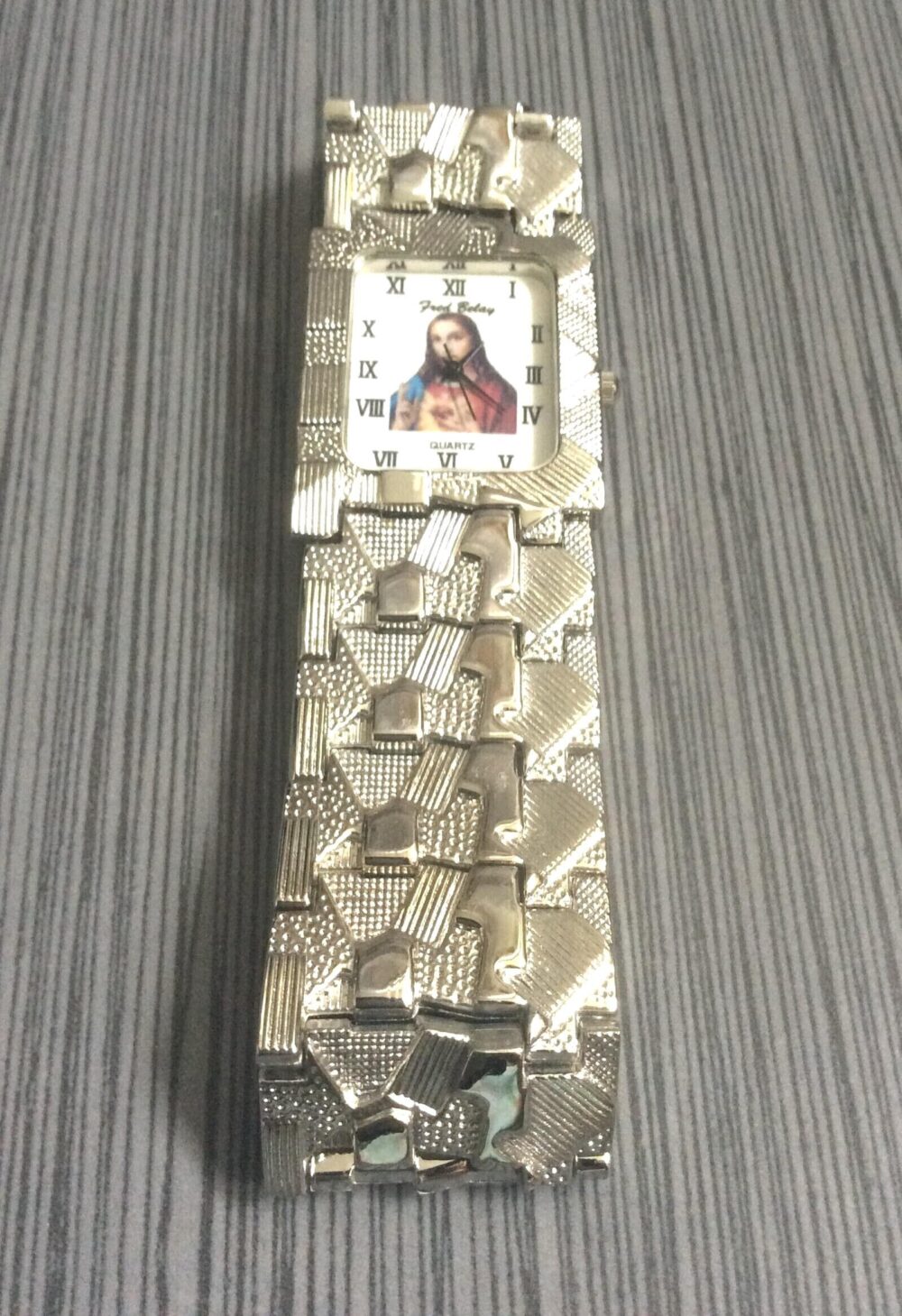 Religious Men's Watch Rectangle White Dial Jesus Image Roman Numeral Hours On A Silver Nugget Linked Band New Unused Vintage Rare Find