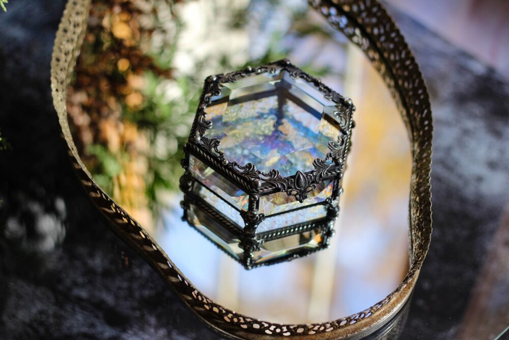 Wedding Ring Box With Flowers, Hexagon Jewelry Box, Glass Engagement Ring Stained Glass Jewellery Box, Vintage Looking Casket