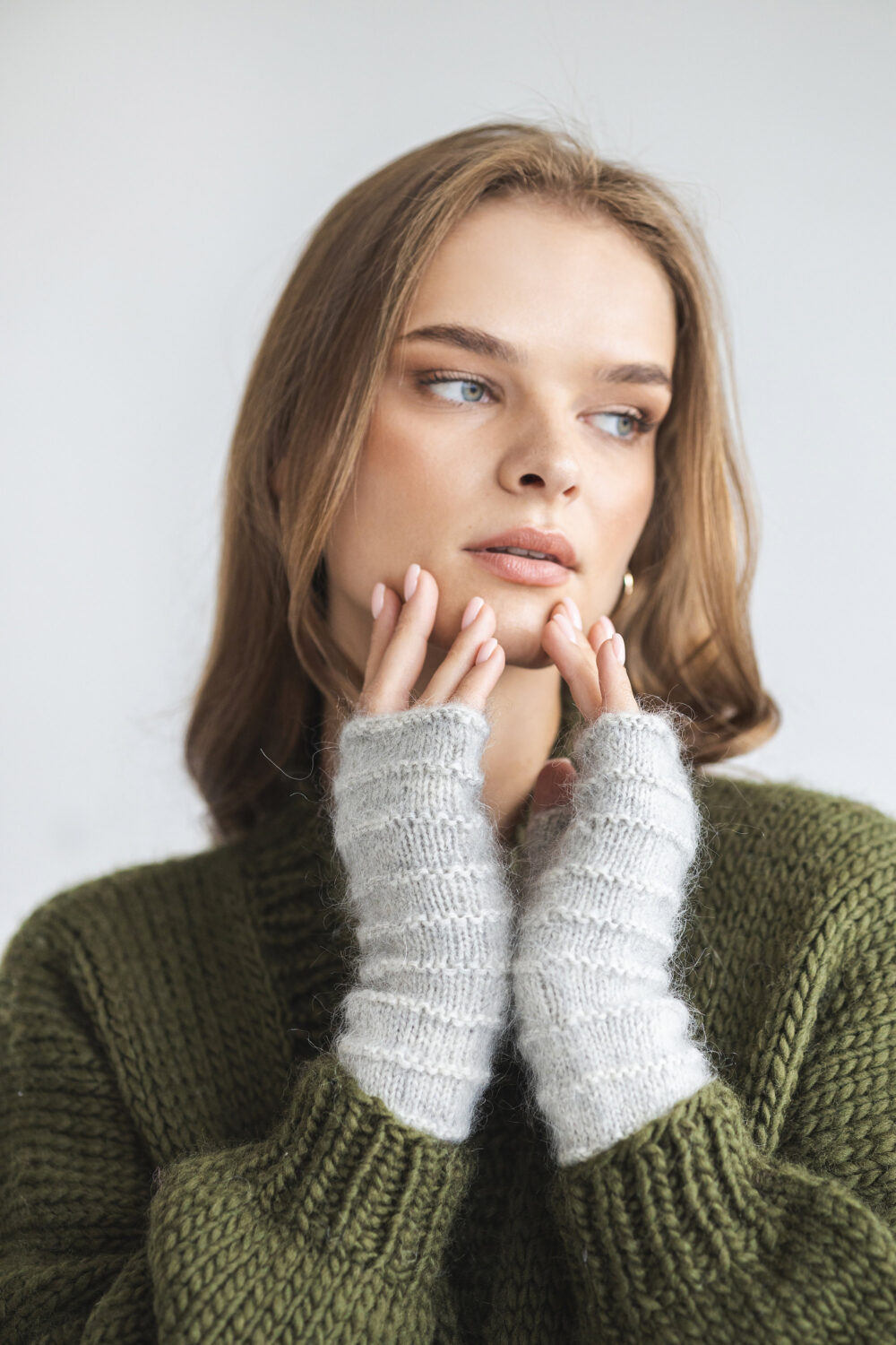 Gray Mohair Cable Knit Fingerless Mittens, Grey Women's Knitted Gloves, Handmade Alpaca Wool Hand & Wist Warmer For Woman, Gift Friend