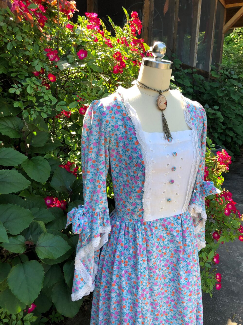 Rare 70's Cottage Core Floral Maxi/Vintage Maxi Dress/Vintage Sundress/70's Sundress/Prairie Dresses/Cottage Core/Mint Condition