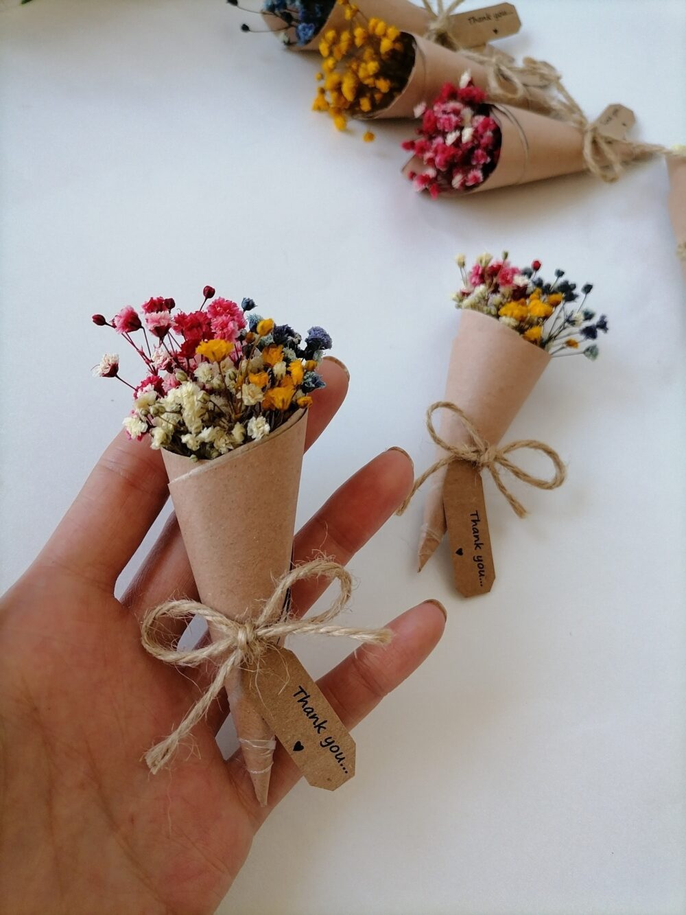 Mini Dried Flower Wedding Favors Rustic Magnet Bouquet, Bulk Thank You Guest Gifts Boho