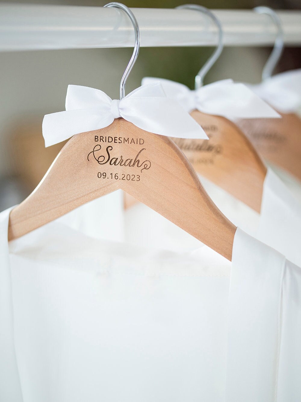 Set Of 5 White Wedding Hangers, Bridesmaid Gift, Hanger, Personalized Bridal Bride Hangers