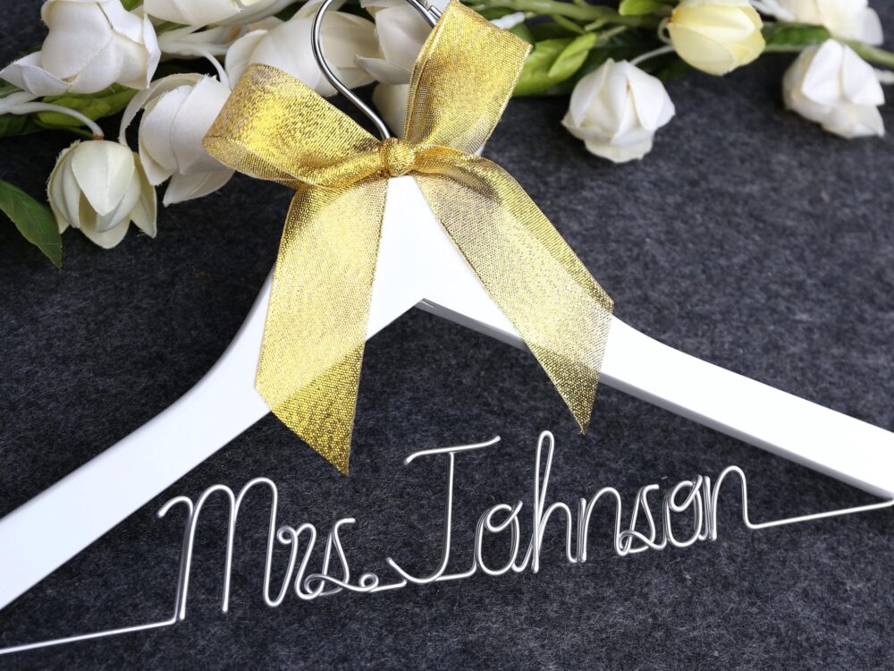 Wedding Bride Hangers, Bachelor Party Bridesmaid Gifts, Bridal Gift, Bridesmaids Name Hangers, Wedding Gifts