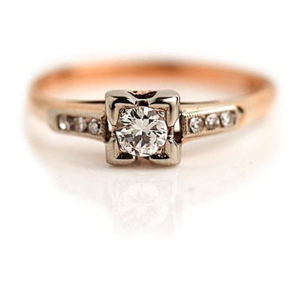 Vintage Engagement Ring .25Ct Transitional Cut Diamond F Vs2 - 1940S Two-Tone Gold Milgrain Detail Classic Antique