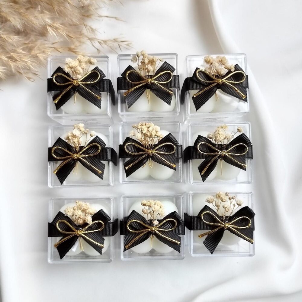 Personalized Wedding Favor Candles, Custom Candle Favors, Bridal Shower Engagement Party Gifts, Baby & Baptism Favors