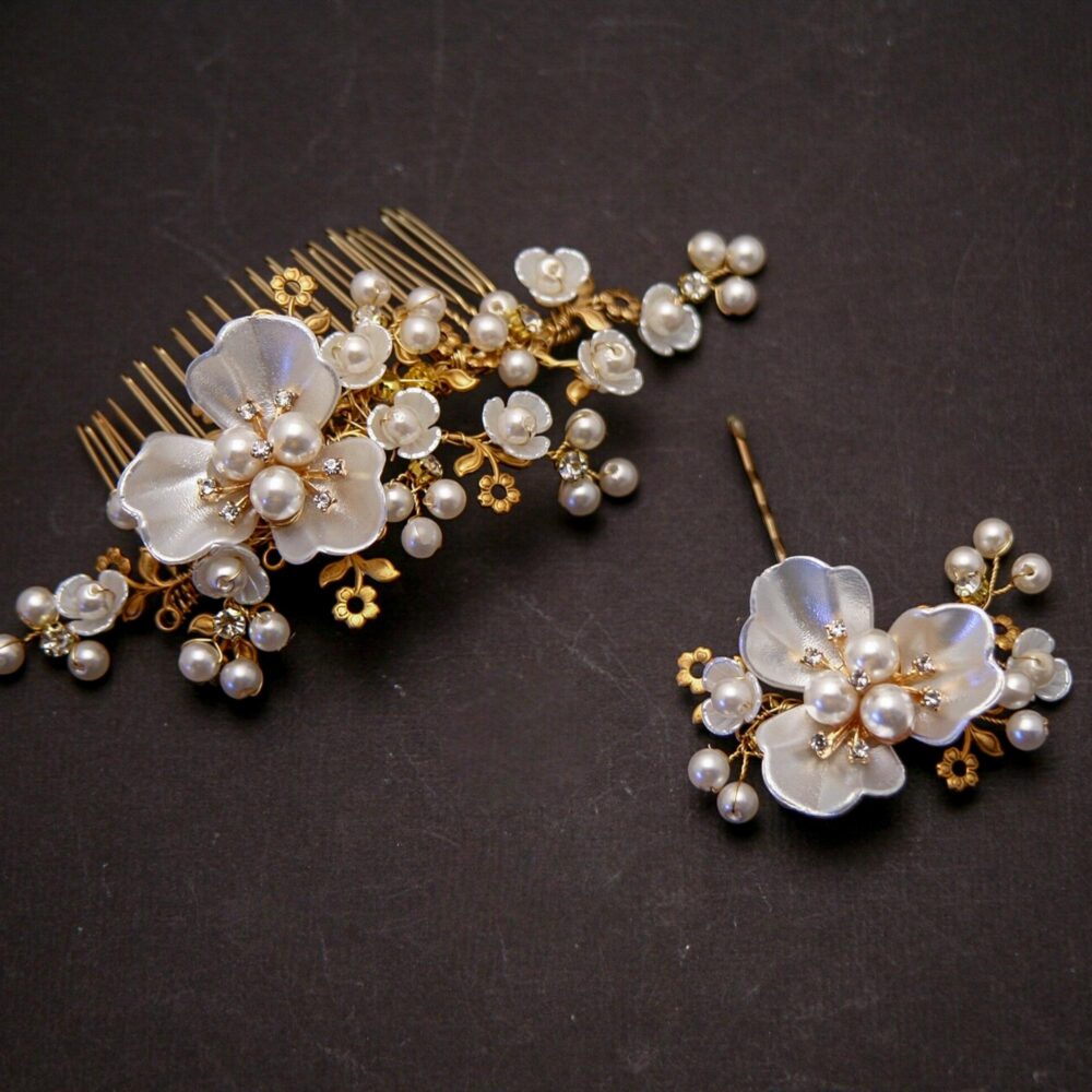Pearl Flower Wedding Hair Comb & Pin Set Gold Bridal Accessories