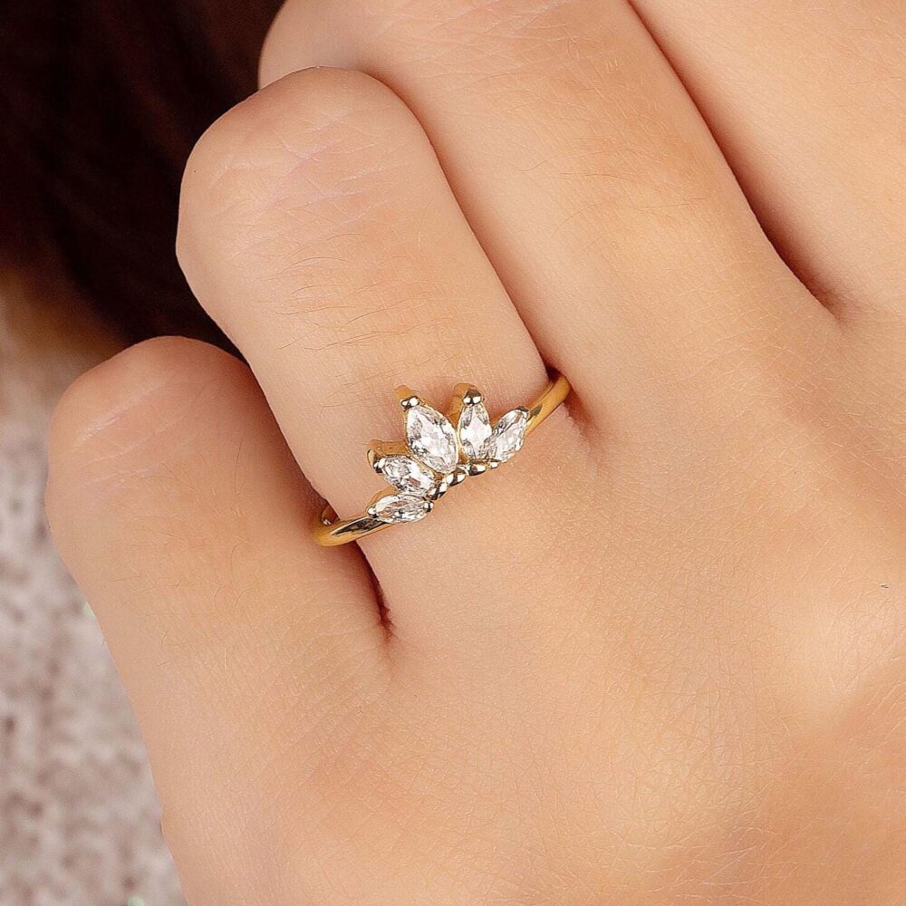 Unique Crown Wedding Band, Crown Promise Ring, Engagement Women 14K Gold Tiara Vintage Style Lotus Band