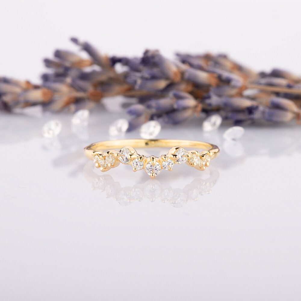 Women 14K Gold Cluster Curved Wedding Band, Unique Promise Ring, Cluster Engagement Gold Statement Ring For Her