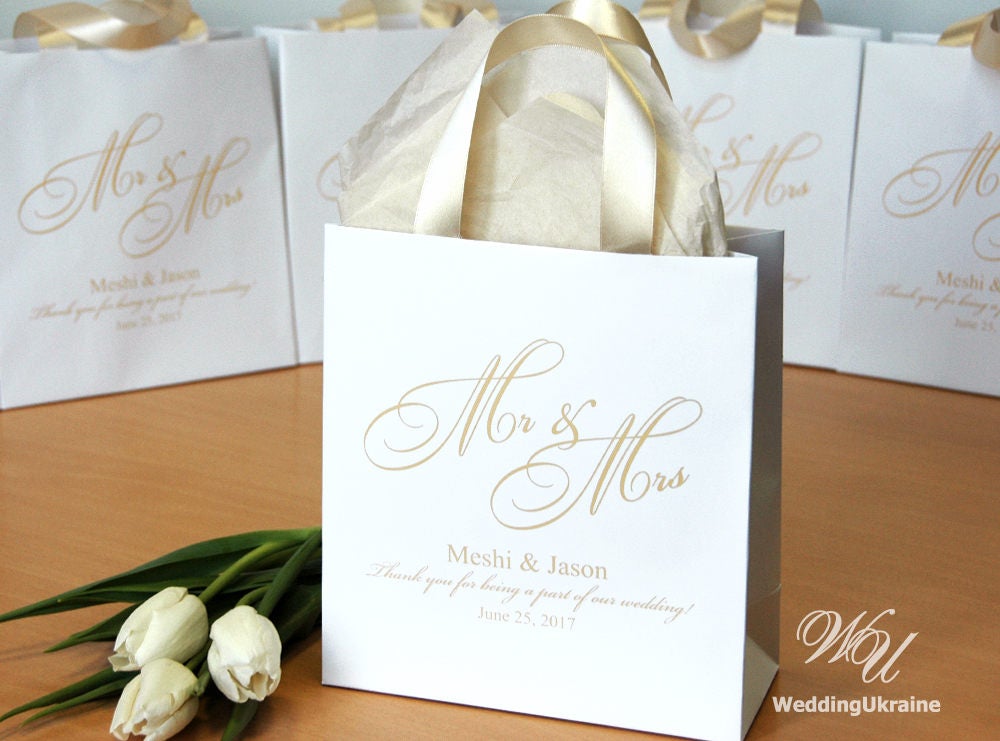 40 Mr & Mrs Welcome Bags With Champagne Satin Ribbon & Names, Personalized Wedding Gifts Favors For Guests, Custom Paper Bags