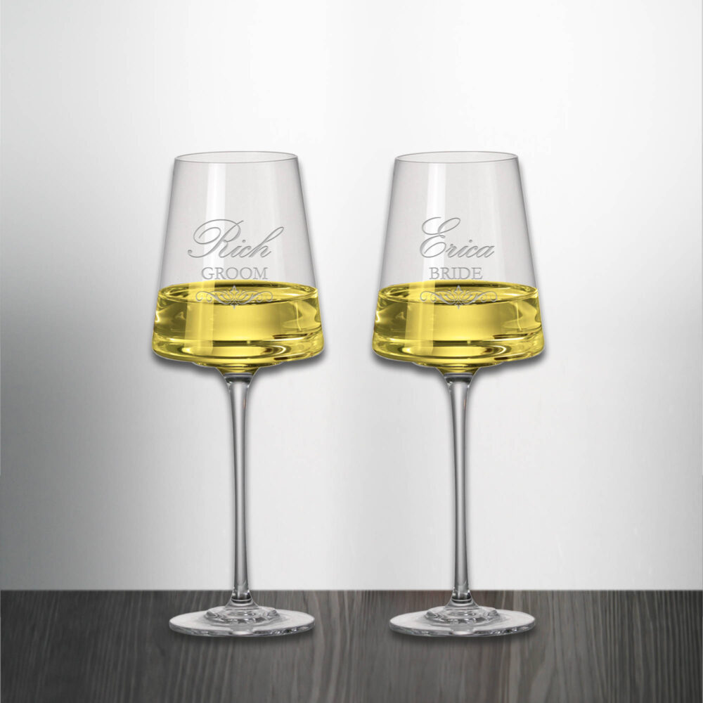 Set Of 2 Bride & Groom Wedding Wine Glasses Custom Engraved Personalized