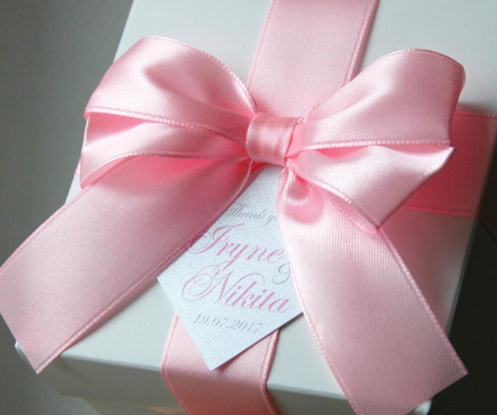 Wedding Favor Boxes With Light Pink Satin Ribbon, Bow & Tag, Weddings Favors Box Names, Personalized Favors Box, Wedding