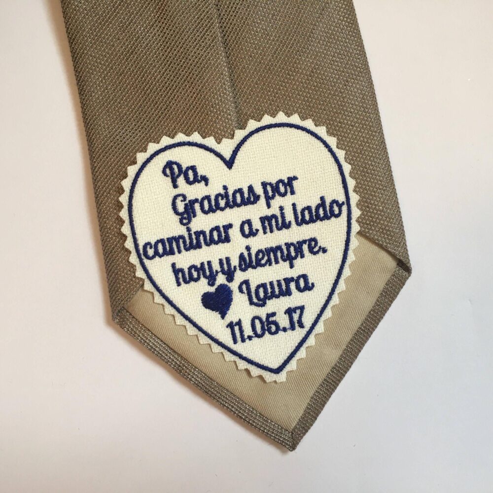 Personalized Tie Patch, Gracias Caminar A Mi Lado Hoy Y Siempre, Heart Label, Gift For Padre, Espanol, Spanish. Iron-On Available, S10