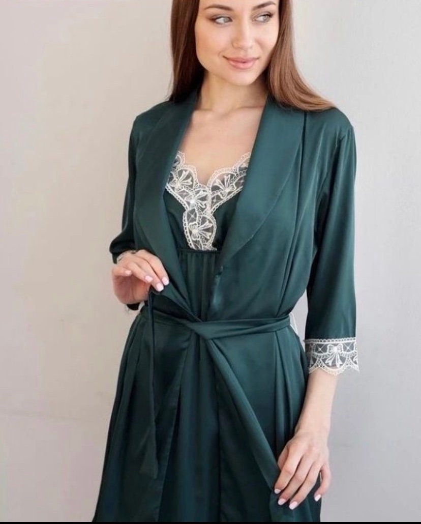 Satin Bridesmaid Robe Wedding Party Gift Robes Getting Ready Outfit Bridal Kimono Wedding Robe Dressing Gown