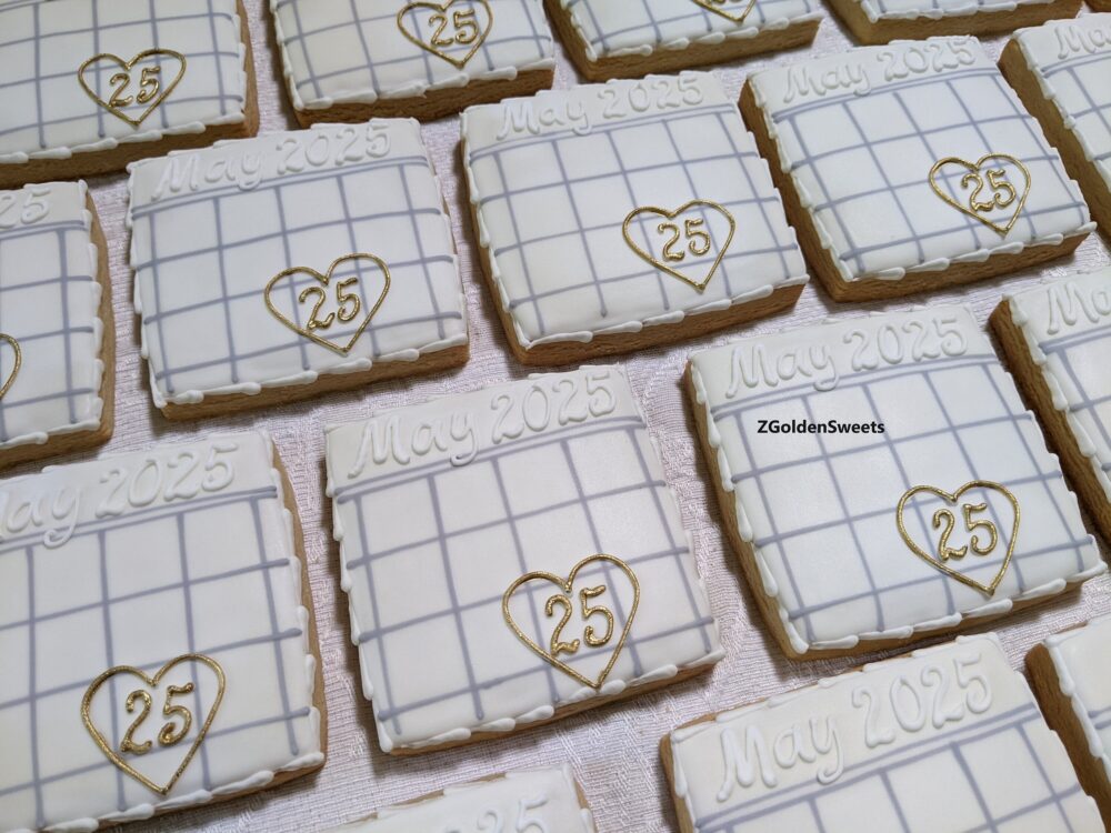 24 Save Wedding Date Calendar Personalized Decorated Cookies, Engagement Due Announcement Party Favors, Bridal Shower Invitation Gifts