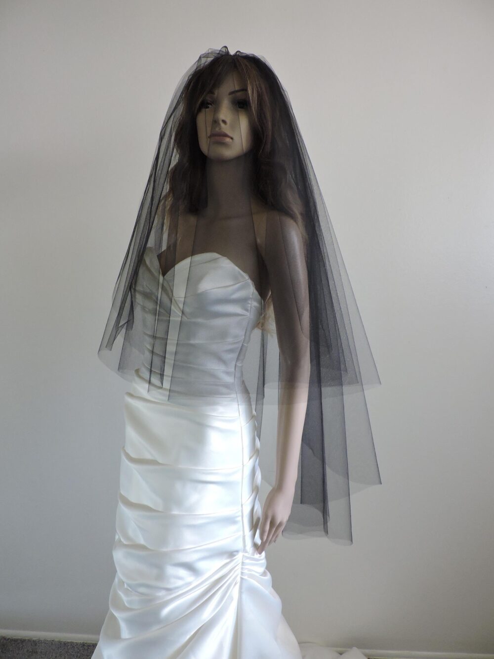 Double Layer Fingertip Wedding Veil, Cut Edge, Bridal Blusher