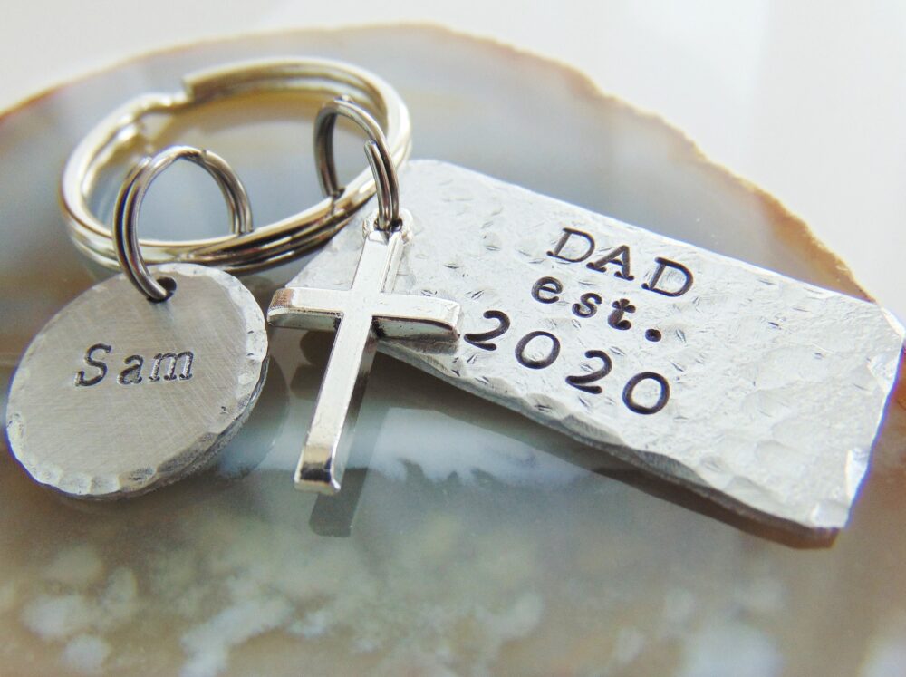 Dad Keychain, Personalized, Father's Day Gift, Keyring, Gift For Him, Hand Stamped Accessories, New Father Dad, Daddy, Pop