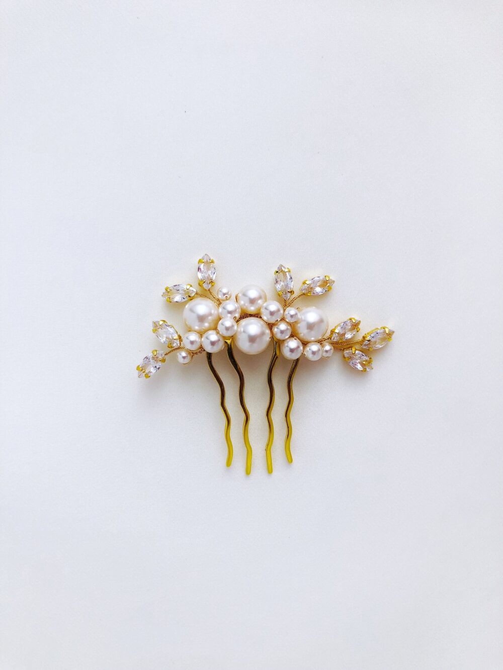 Pearl Wedding Hair Comb, Bridal Headpiece, Elegant Pin