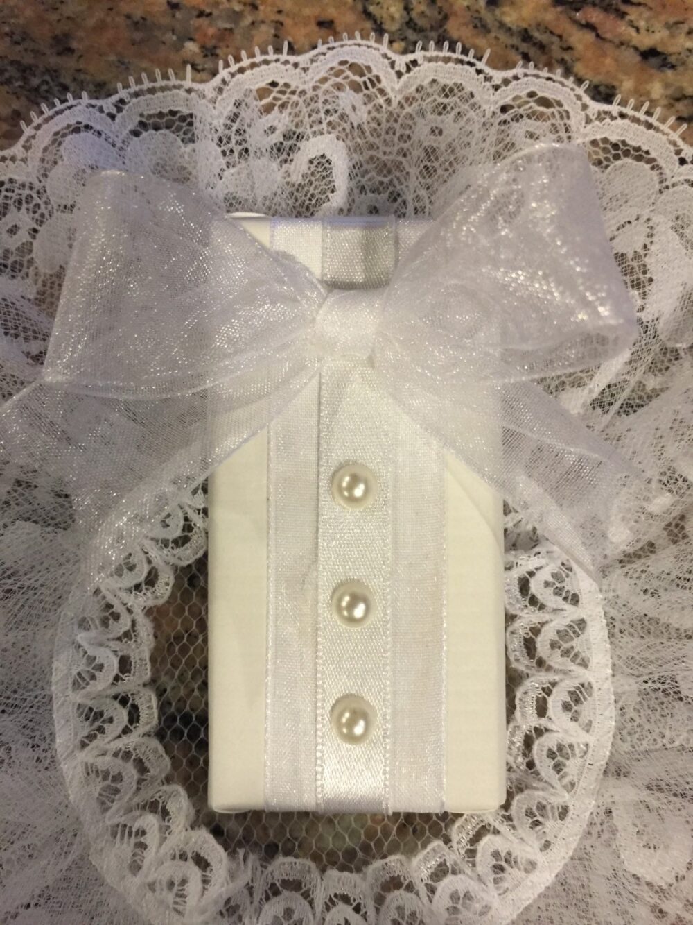 10 Wedding Favors, Wedding Chocolate, Decorated Engagement, Anniversary, Birthday, Retirement, Bride & Groom