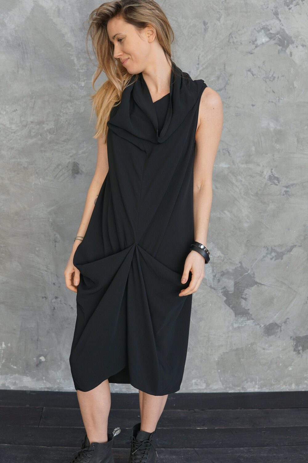 Black Viscose Summer Extravagant Dress