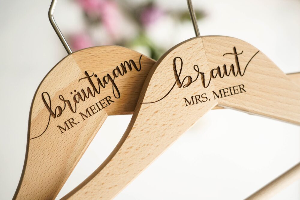 Geraman Personalized Wedding Hangers Engraved Bride & Groom Gift Set, Braut Brautigam