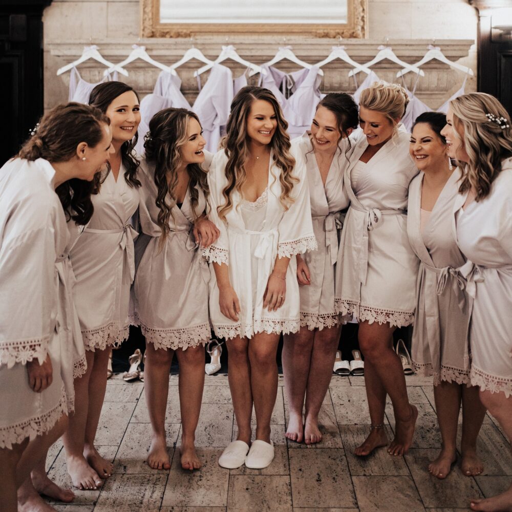 Champagne Bridesmaid Robes/Wedding Gift Beige Robe Favor Chunky Lace Silky Satin