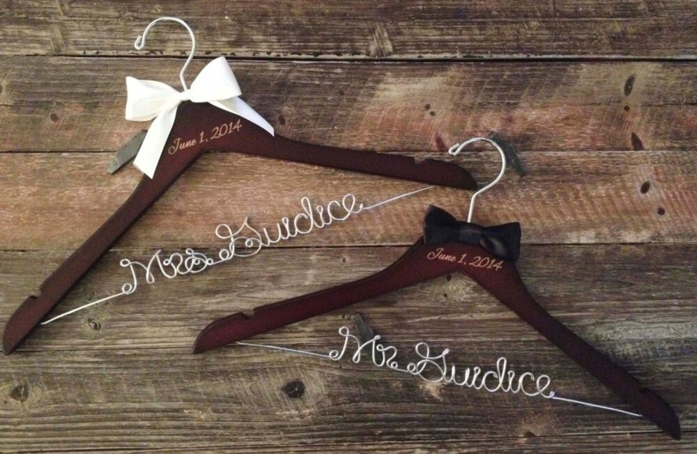 Mr. & Mrs. Wedding Hangers/Bride & Groom Set Personalized Bridal Hanger
