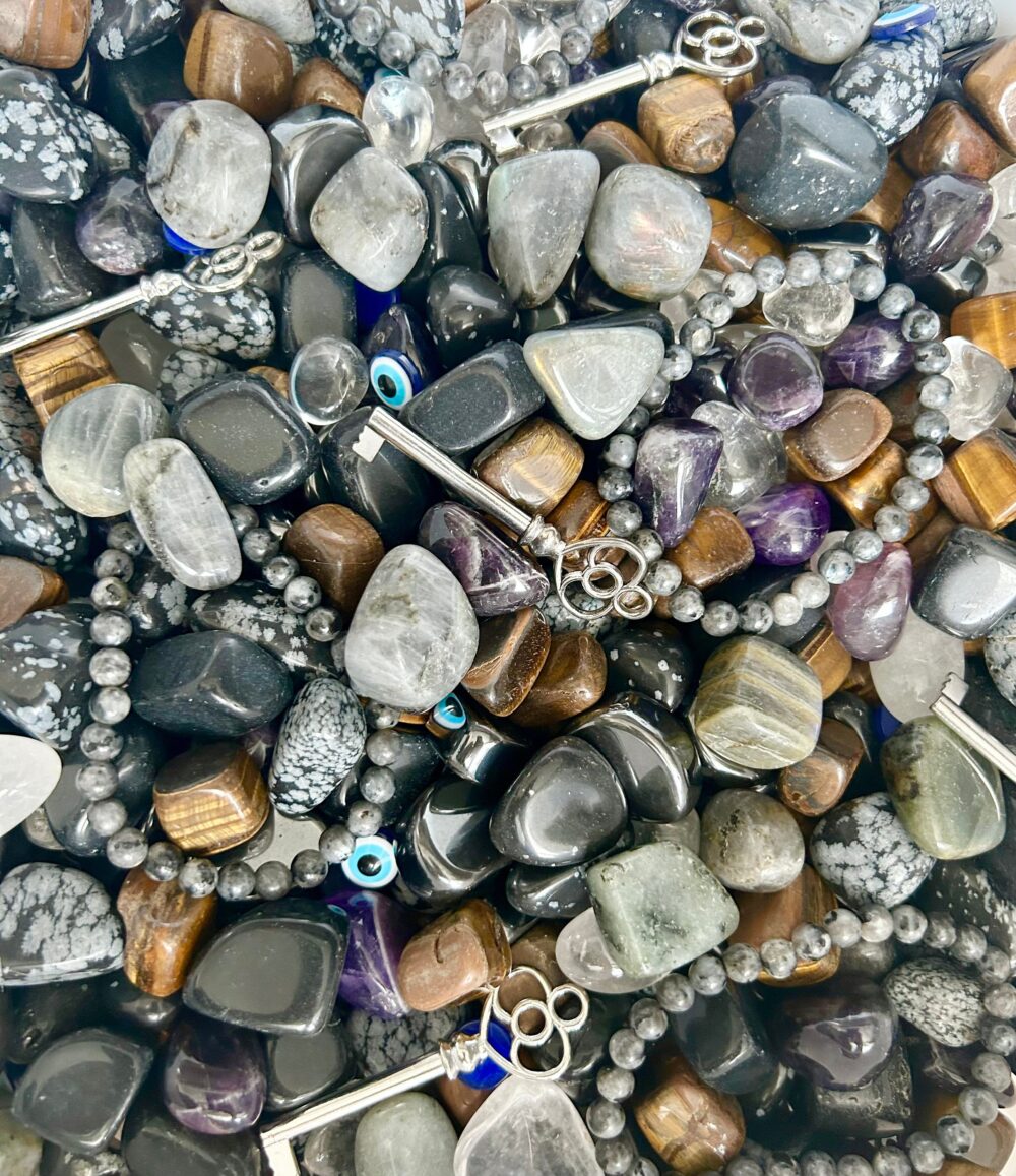 Crystal Confetti, Protection Crystal Scoop