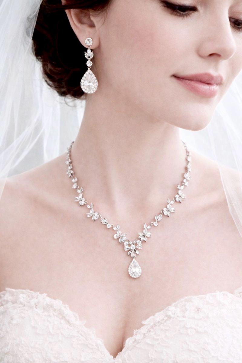 Wedding Jewelry Set With A Backdrop For Bride Multi Shape Leaf Halo Cz Teardrop Back Necklace Earrings Mother Of The Bridal. Lilly2