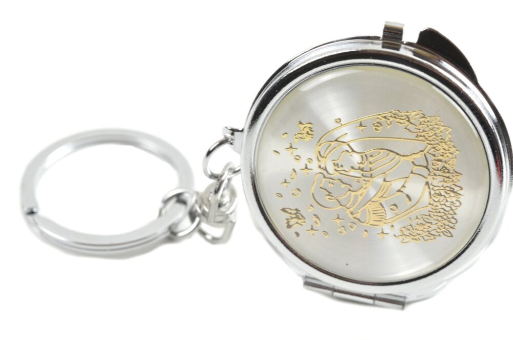 Key Chain Compact Mirror. Wedding Couple