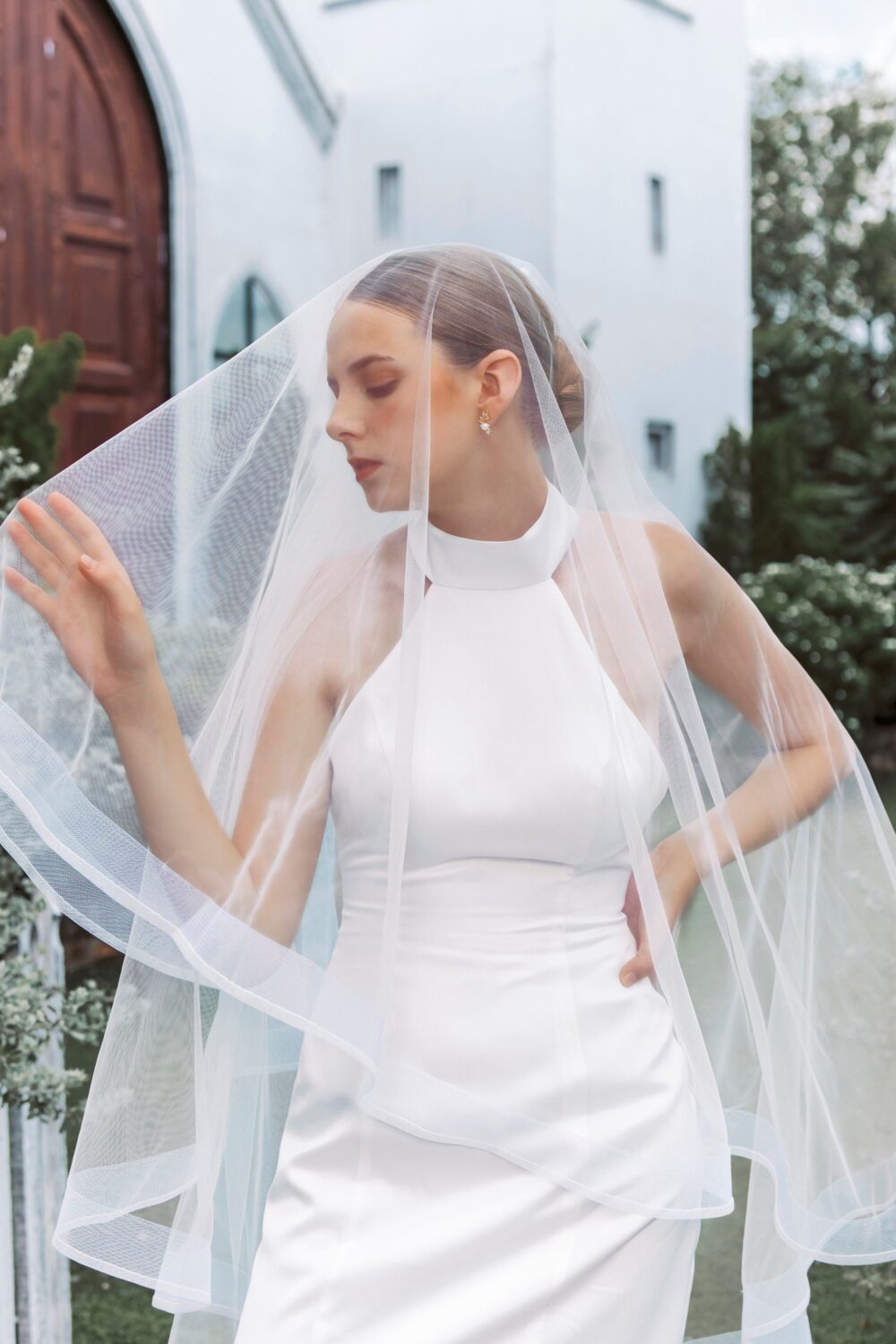 Knee Length Wedding Veil, Two-Tier Tulle, Plastic Edge