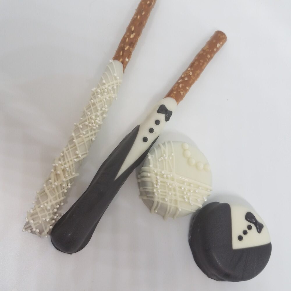 Chocolate Dipped Bride & Groom Favors