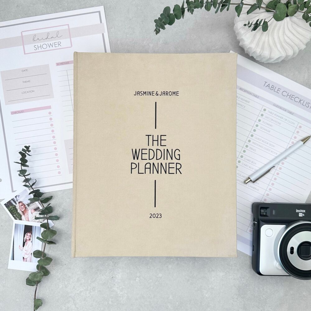 Personalized Wedding Binder - Checklists & Vendor Contracts in One Place, Planner Organizer
