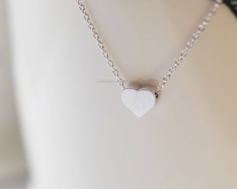 Silver Tiny Heart Necklace, Simple Heart Necklaces, Silver On Daint Chain..birthday Gifts, Wedding Bridesmaid Gifts