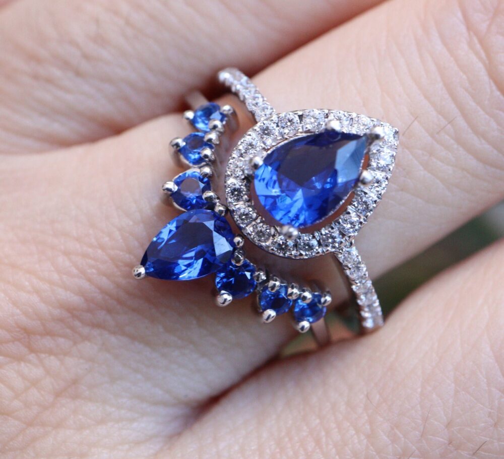 Teardrop Dark Blue Sapphire Engagement Silver Ring Set