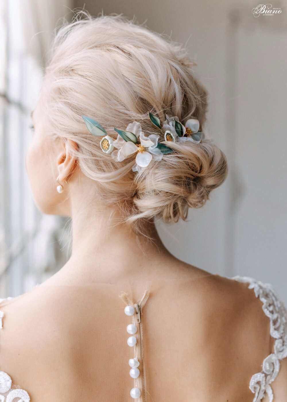 White Flower Hair Accessories, Wedding Headpiece, Floral Comb, Bridal Comb Bridal Pin Headpiece - Esme
