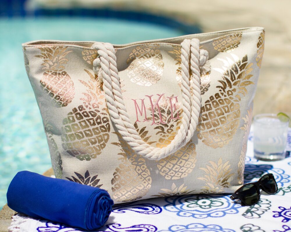 Personalized Beach Tote Bag, Bridesmaid Gift Tote, Bridesmaids Bridal Party I Do Crew Gift, Custom Tropical Pineapple